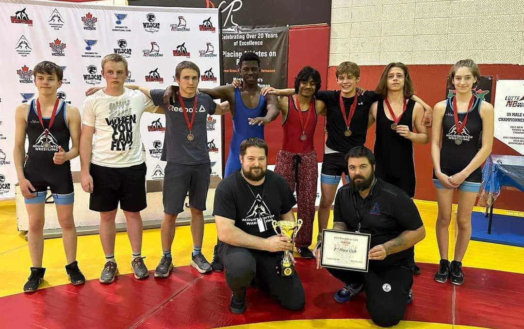 Mountaintop Wrestling Club High School Team Photo